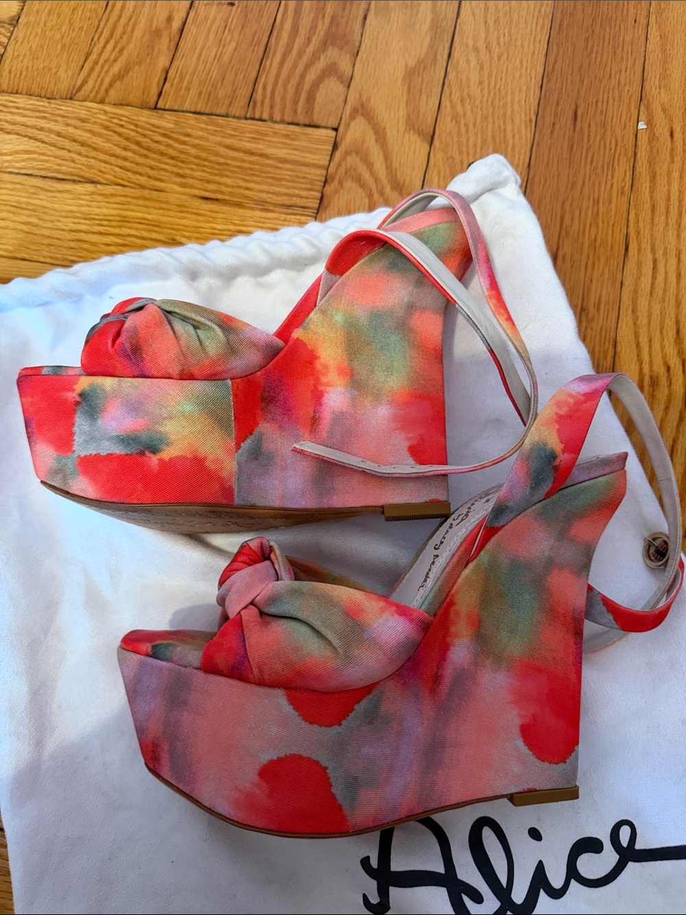 Alice & Olivia Wedges